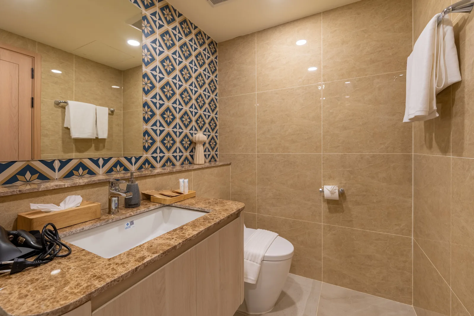 The Ozone Condominium 32