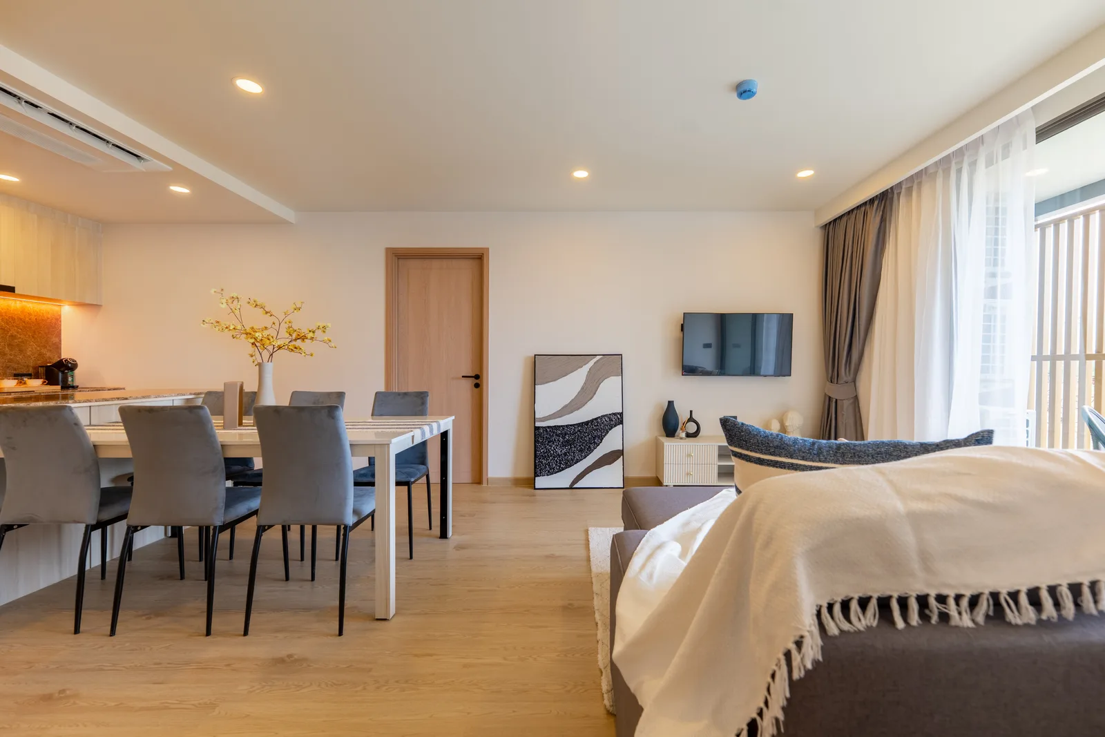 The Ozone Condominium 38