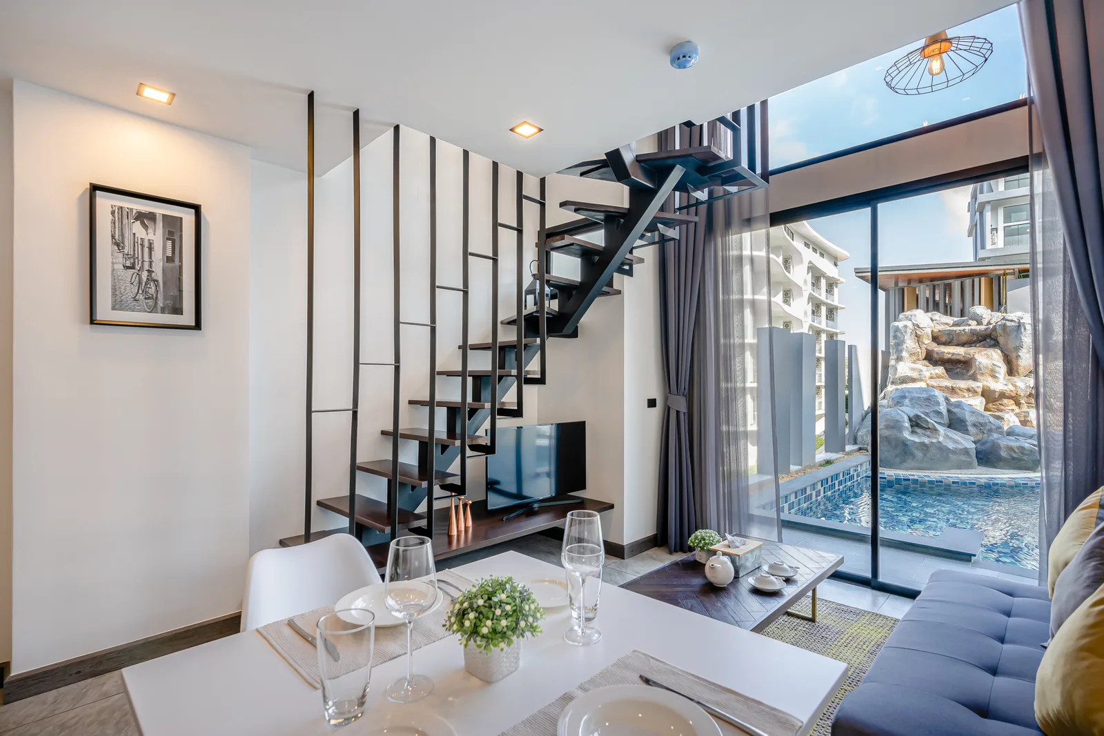 Utopia Loft 11