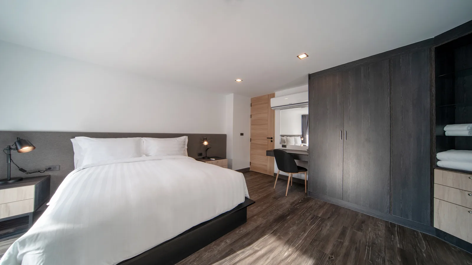 Utopia Loft 16