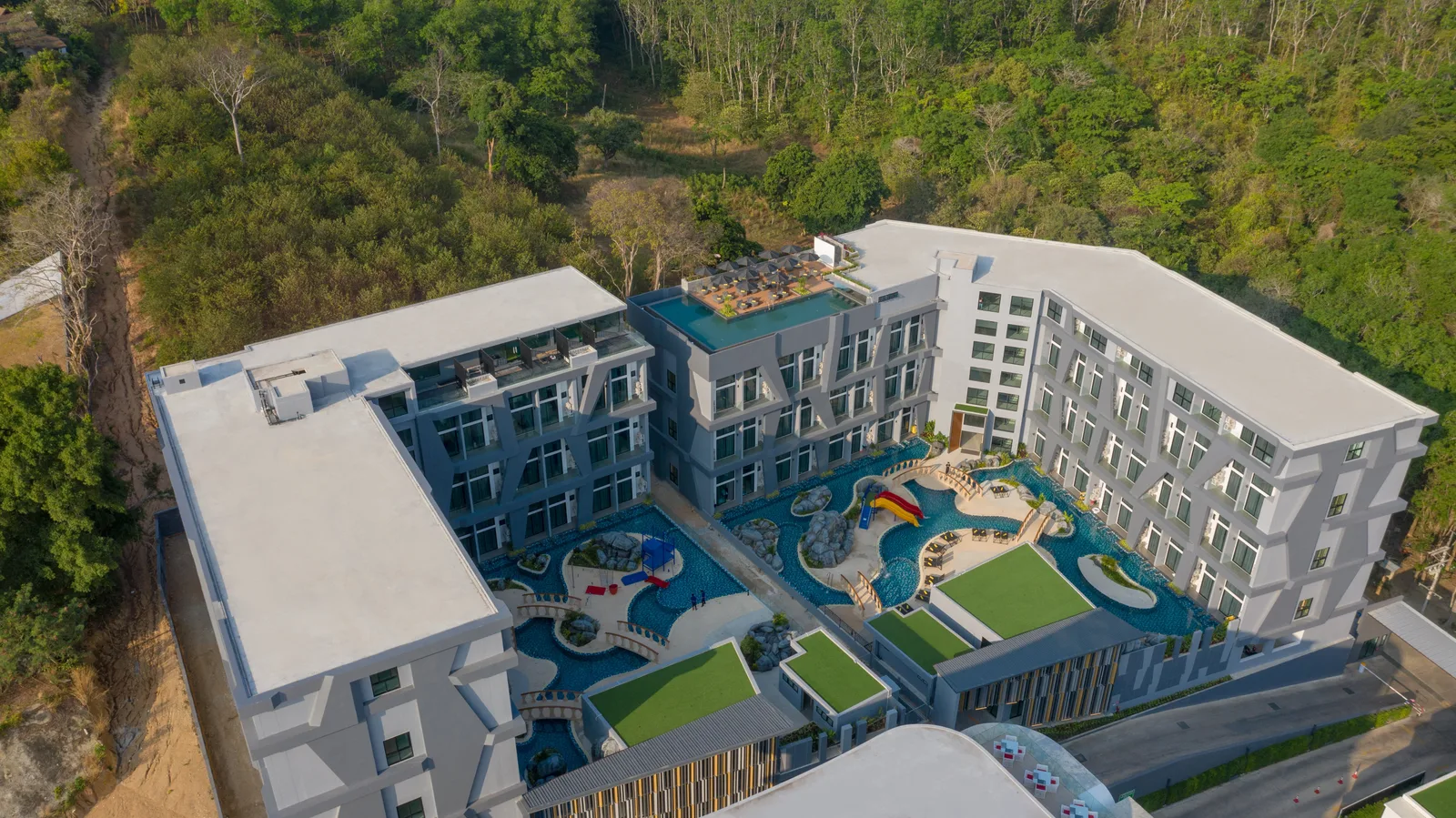 Utopia Loft 10
