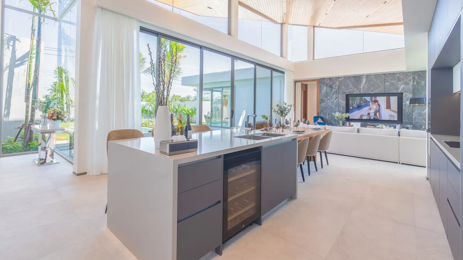 Zenithy Luxe 12