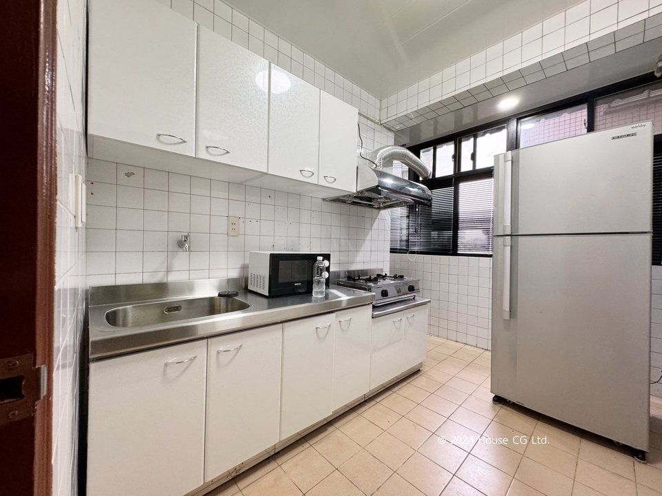 housecg/images/cmu5rda23akg00eb69m0/廚房.jpeg
