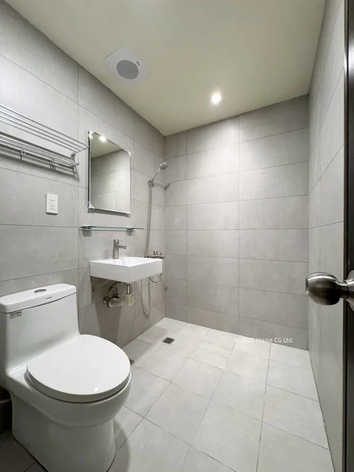 housecg/images/cvee6ai23akg00dvlc40/6.webp