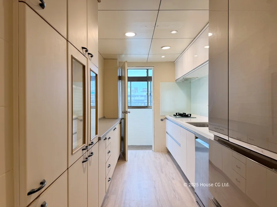 housecg/images/d0l830223akg00ctrl90/LINE_ALBUM_忠孝東路五段524_250722_24.webp