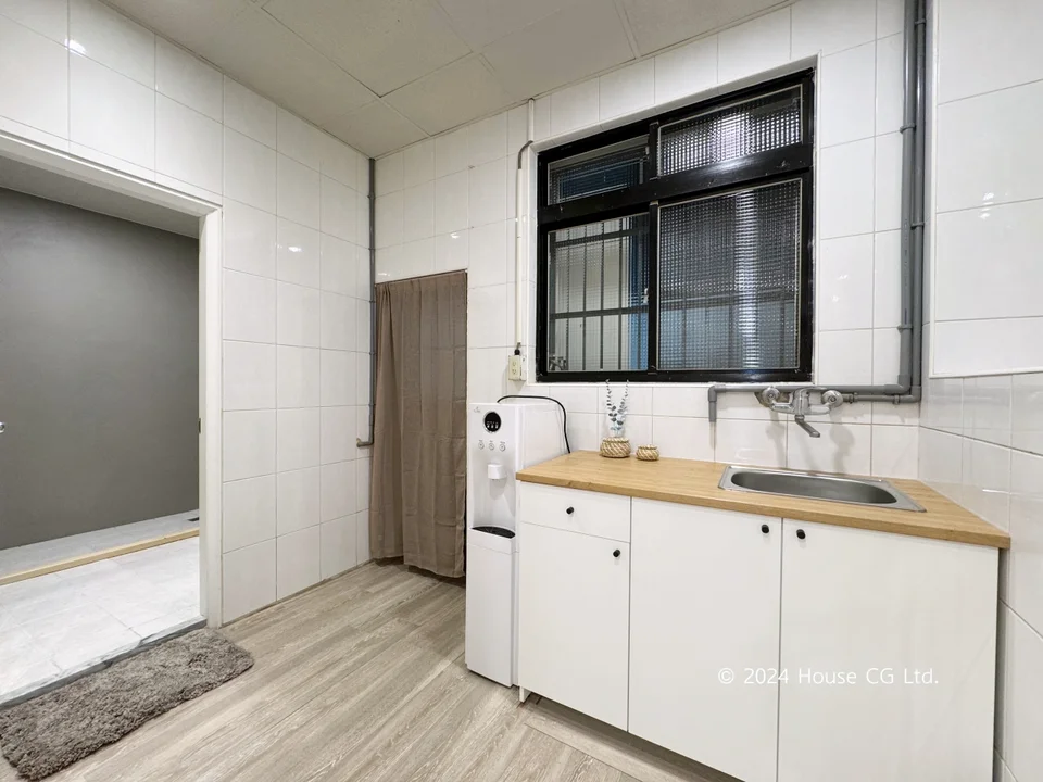 housecg/images/d9ks46i23akg00b5crag/mcstudio_017.webp