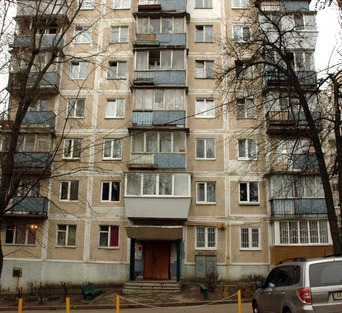 Липківського Василя Митрополита вул, 7 2