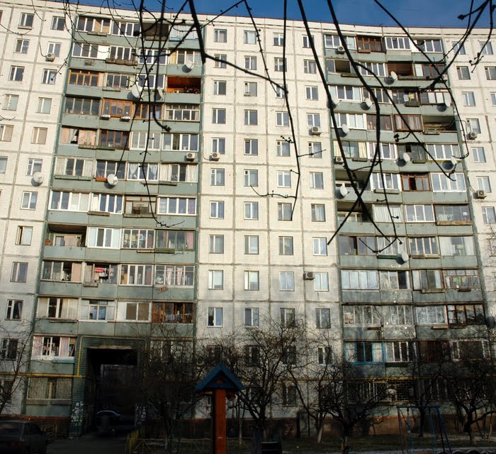 Дарницький бульв, 7 2