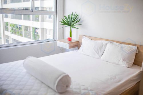 HouseZy - 💥 Hot! Chỉ 17 triệu bao phí quản lý, Thuê căn hộ 2PN/2WC Golden Mansion đầy đủ nội thất