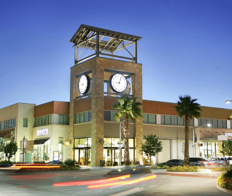 Pearland Bus Rental for a Fun Day at Pearland Town Center