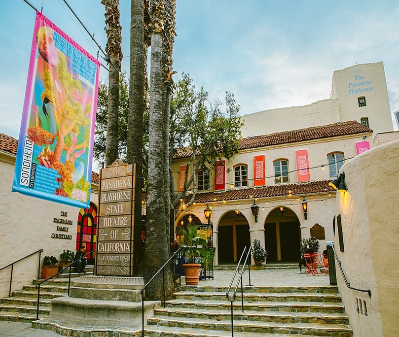 Shuttle Bus Rental Pasadena for a Thrilling Day at the Pasadena Playhouse