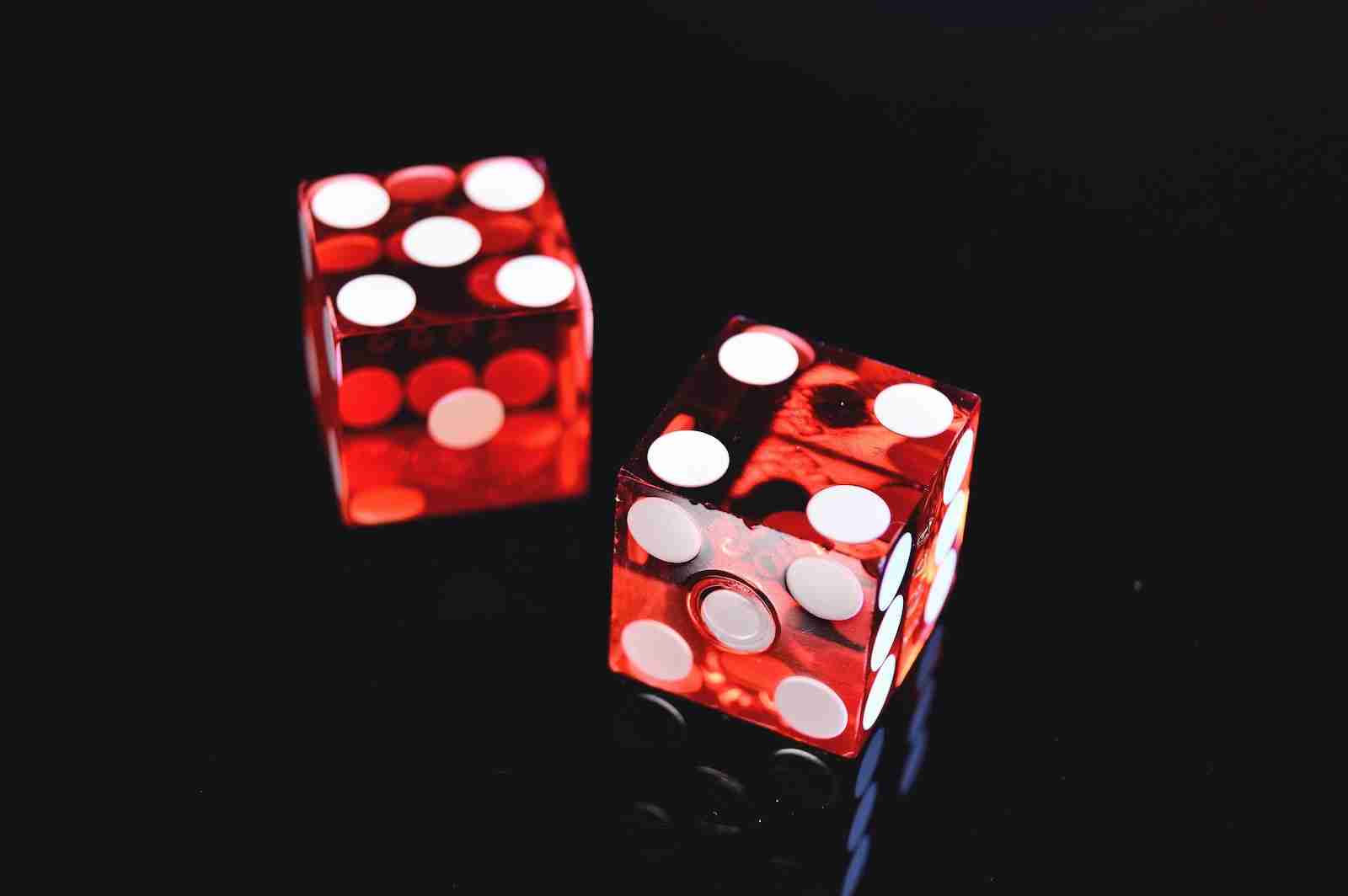 Can Online Games Bring Teams Together? Can Online Games Bring Teams Together?