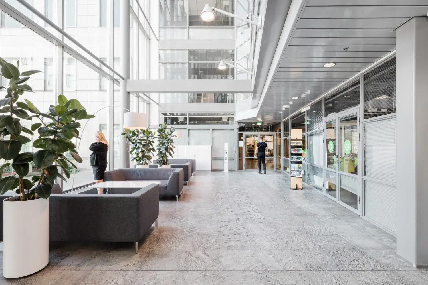 Tekniikantie 14 - Image 5