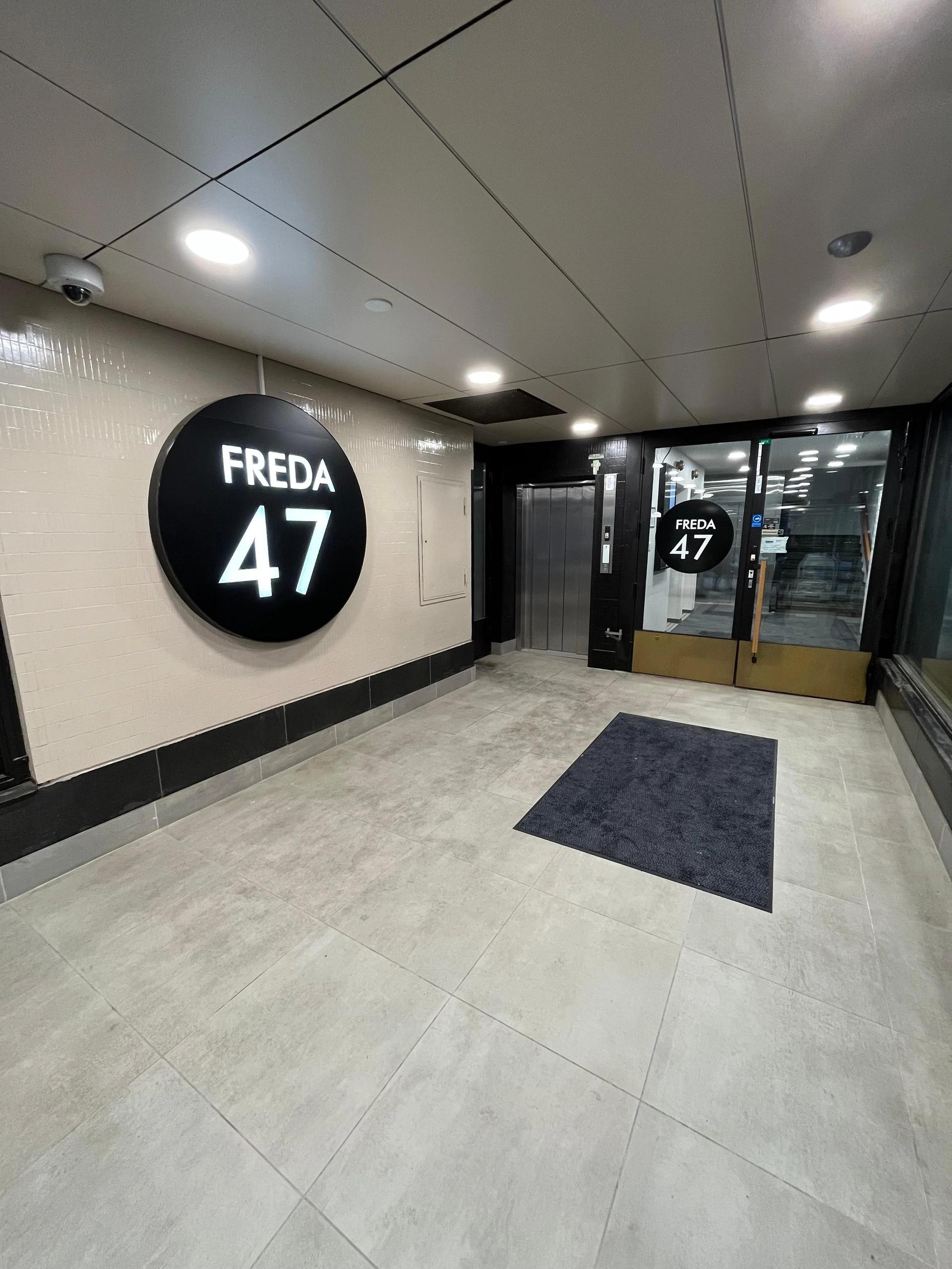 Fredrikinkatu 47 - Image 2