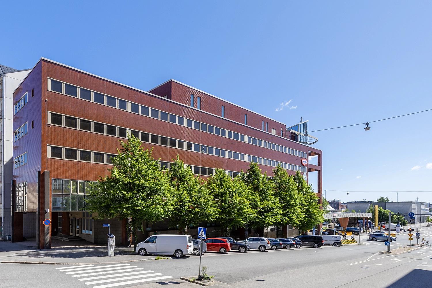 Sörnäisten Rantatie 29 - Image 2