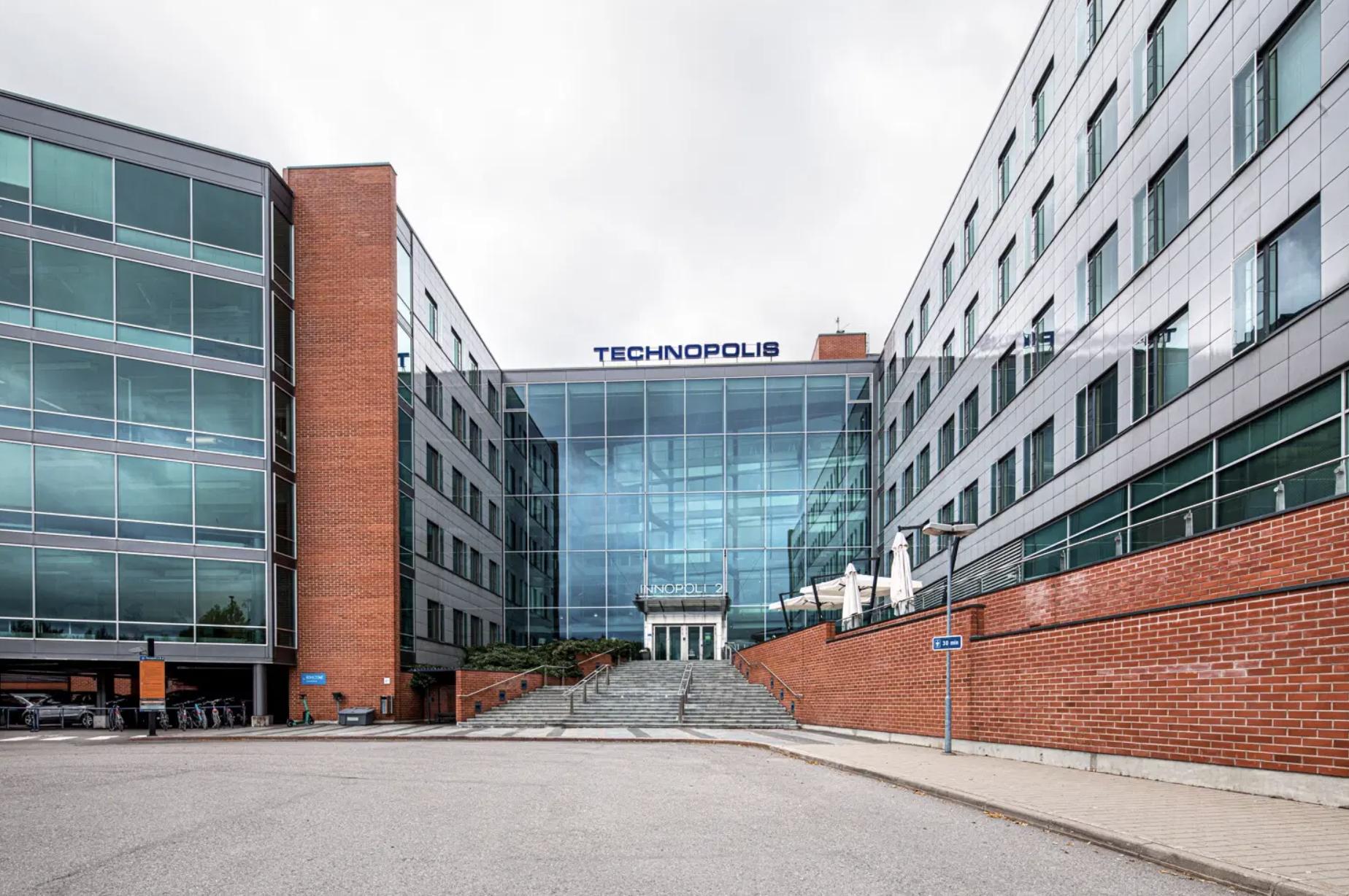 tekniikantie 14 - Image 1
