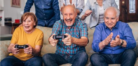 Hraní je stále populárnější i mezi staršími lidmi, alespoň to tvrdí výzkum