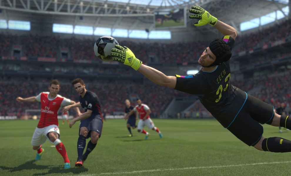 Konami věří PES 17 i přes horší prodeje