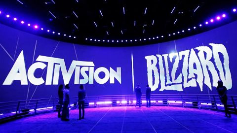 Část akcionářů Activisionu žádá odchod Bobbyho Koticka, ke kritice se přidává i šéf PlayStationu