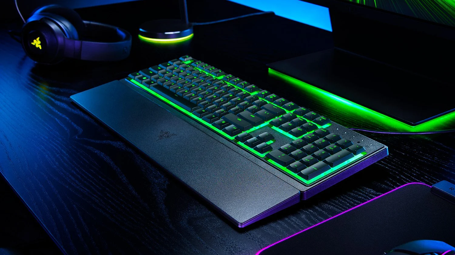 Recenze Razer Ornata V3 X, klávesnice přinášející Razer DNA do membránových klávesnic