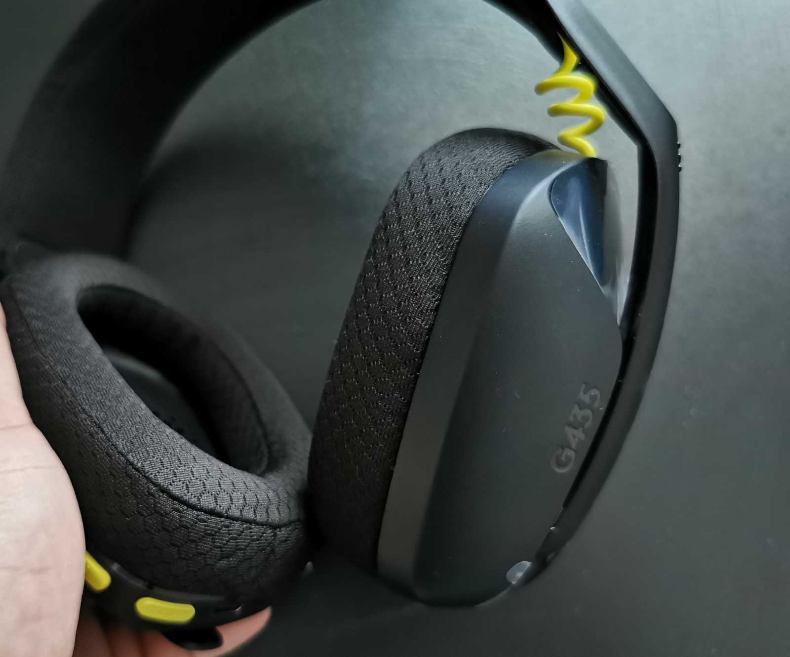 Recenze Logitech G435, ultralehkých sluchátek bez konkurence