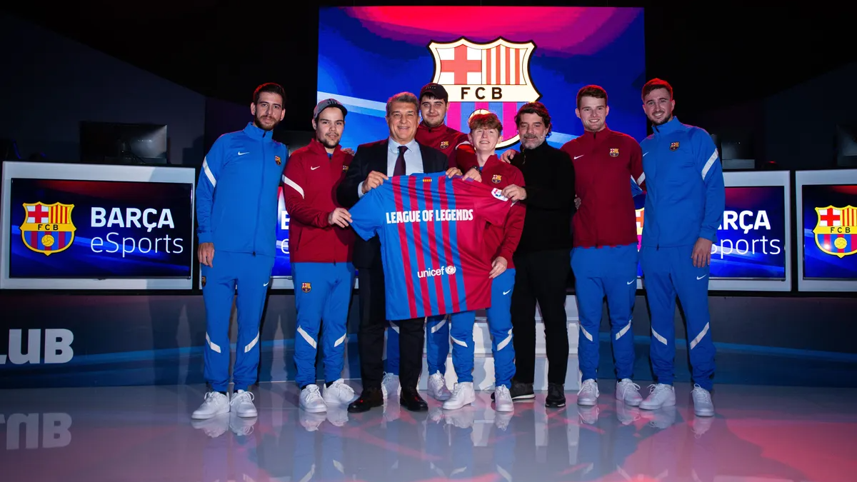 FC Barcelona ohlašuje divizi League of Legends, reprezentovat jí bude i Čech