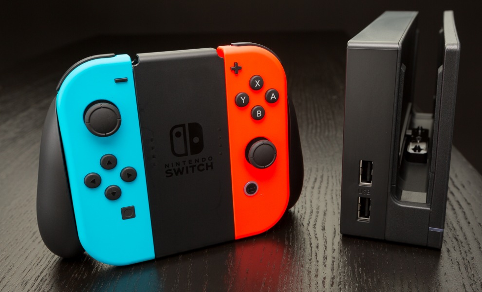 Switch táhne Nintendo kupředu