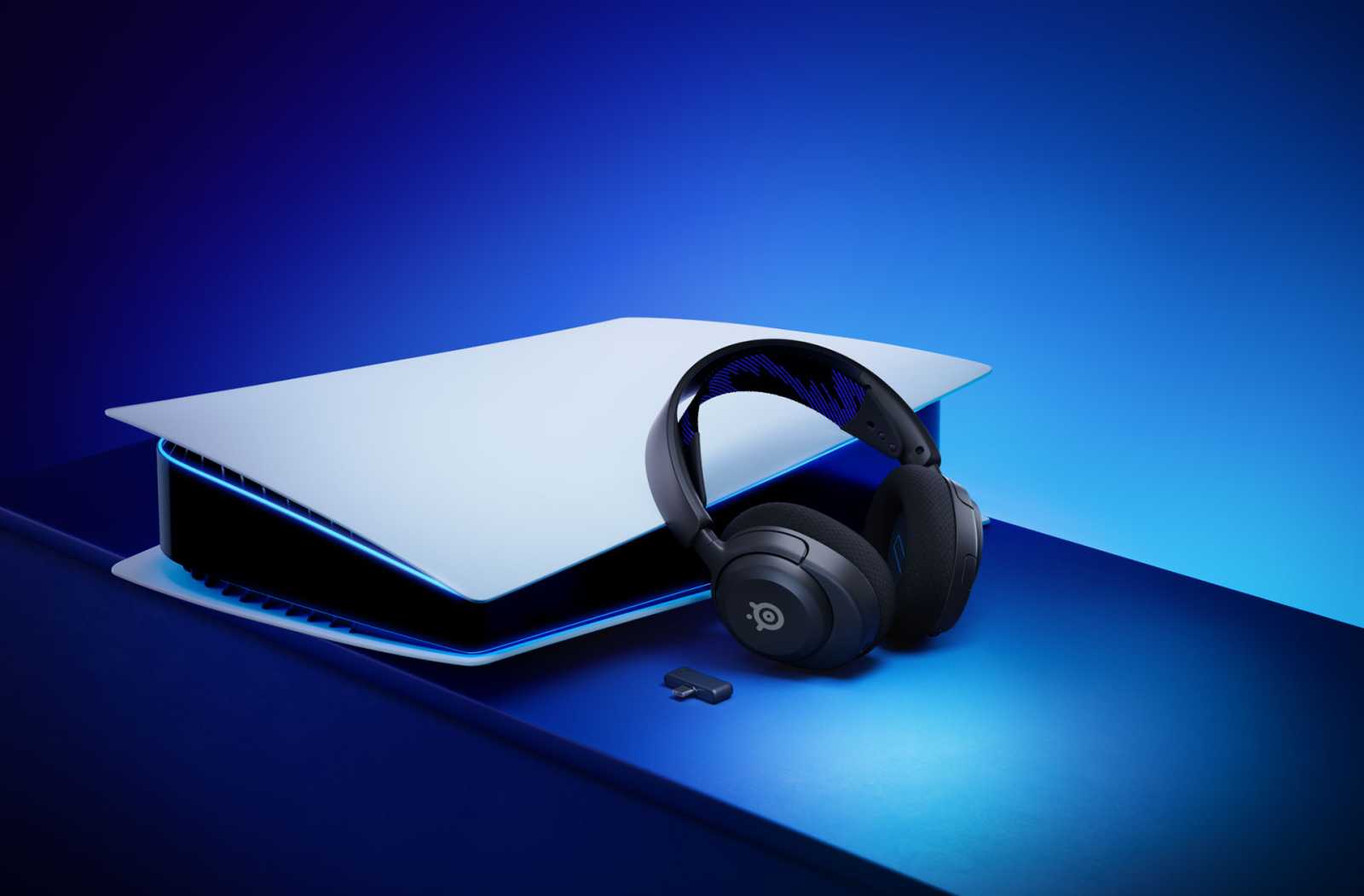 SteelSeries uvádí nový multiplatformní headset Arctis Nova 4