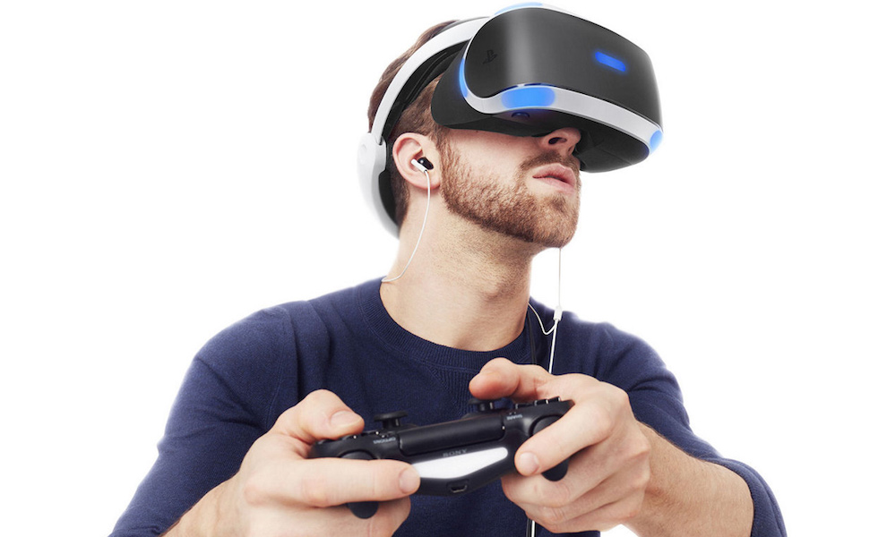 “PS VR na původní PS4 fungovalo hrozně”
