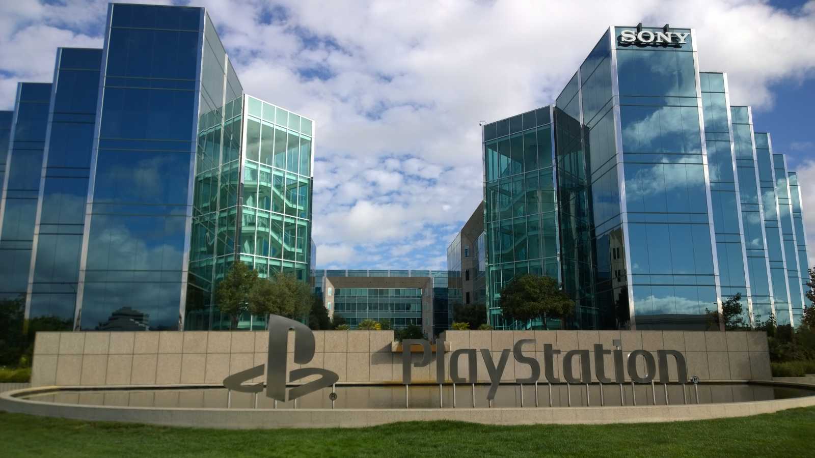 PlayStation potvrzuje záměr expandovat do mobilního průmyslu. Chce doplnit své AAA tituly