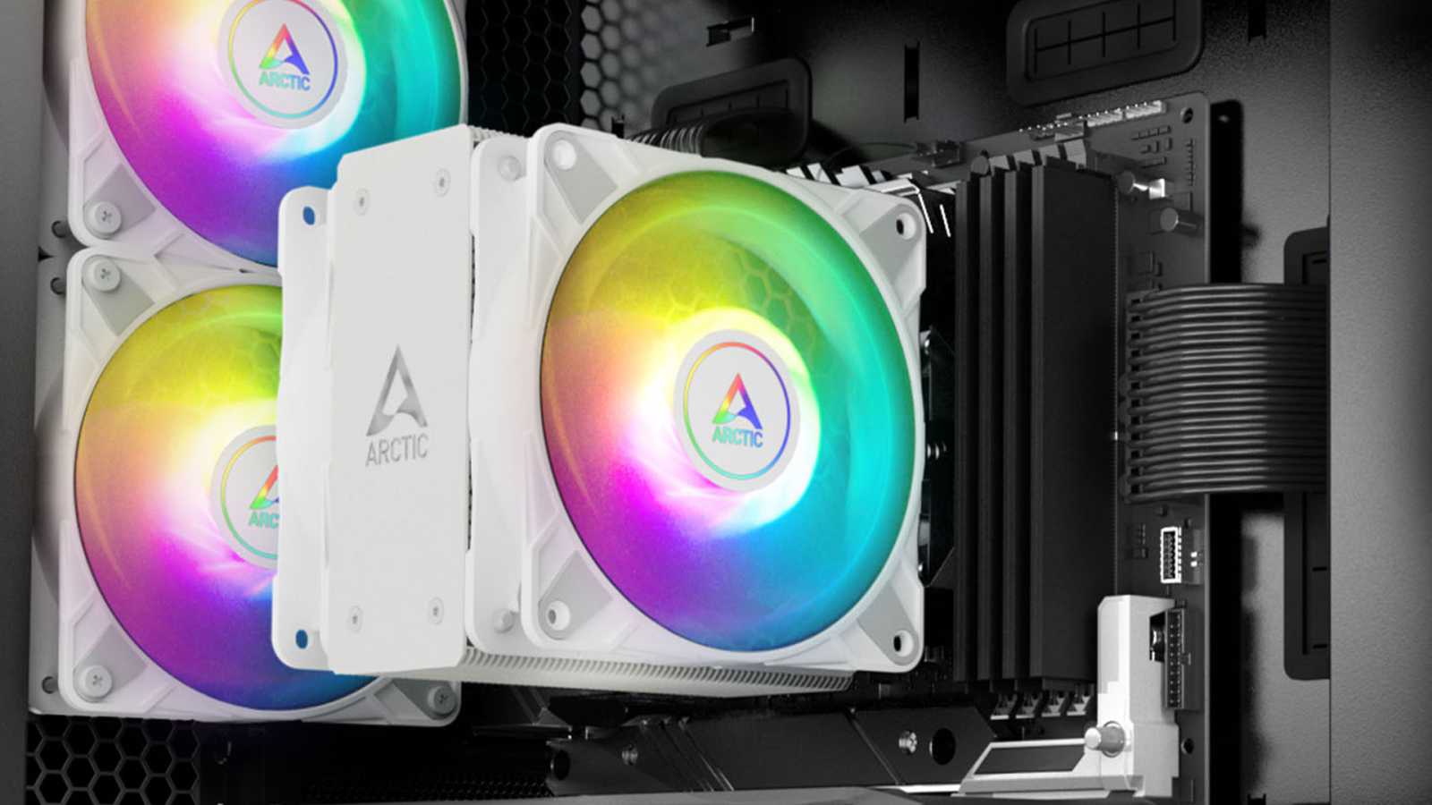 Arctic Freezer 36 A-RGB: Nová generace chlazení s moderními vychytávkami