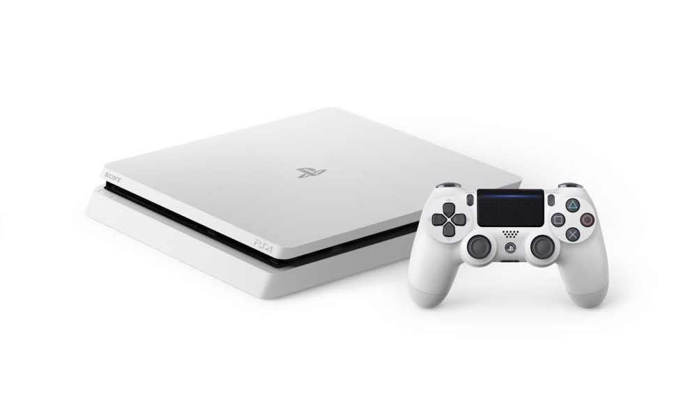 Sony představuje bílý PlayStation 4 Slim