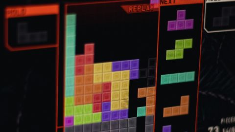 Tetris nikdy nebyl tak epický. Za měsíc vyjde film na motivy slavné videohry, tady je trailer