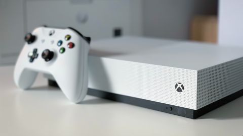 Xbox Series ve Velké Británii dosáhl mety dvou milionů prodaných kusů. Byl rychlejší než Switch, ale o pár měsíců pomalejší než PlayStation 5