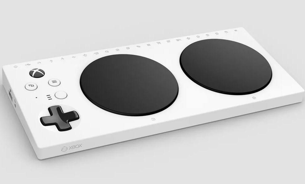 Microsoft připomíná Adaptive Controller