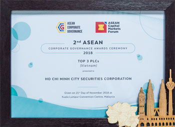 HSC was awarded Top 3 public listed companies in Vietnam 2018