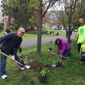 SOU Students Celebrating Arbor Day