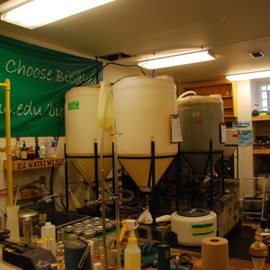 The Searle Biodiesel Lab - Loyola University Chicago's Student-Run Biodiesel Program