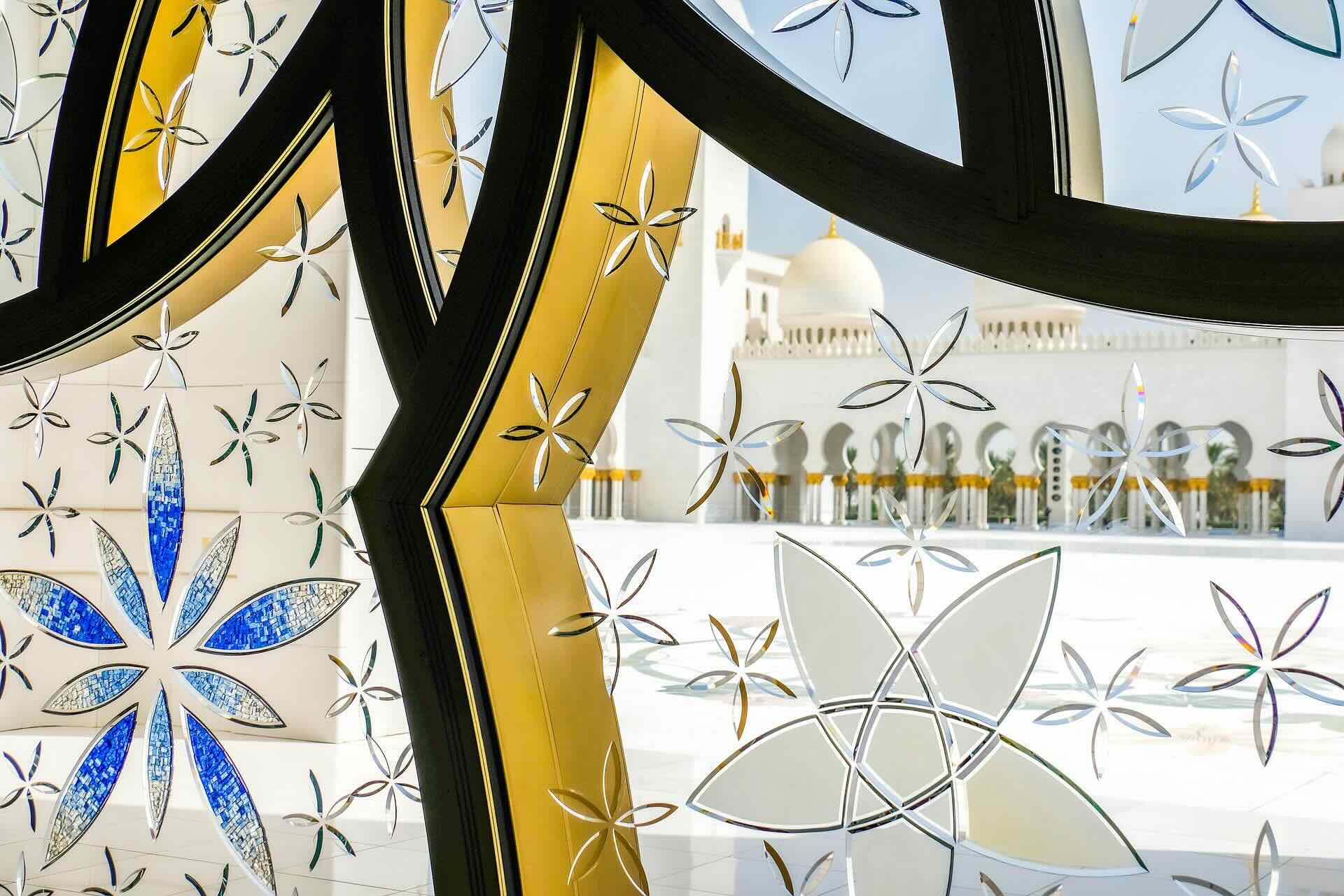 Sahih Al-Bukhari Volume 2, Book 16, Hadith 1042