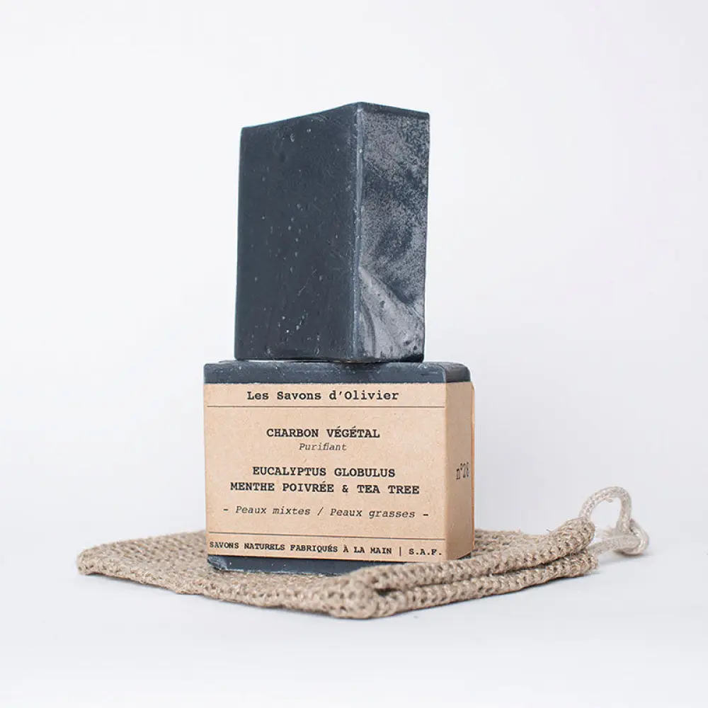Savon N° 28 - Charbon Végétal, Eucalyptus Globulus, Menthe Poivrée & Tea Tree — Les Savons d'Olivier