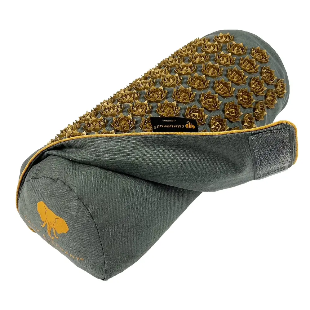 Premium 2IN1 Akupressur Kissen, EXTRA HOCH für Knie, Beine & Nacken — CALM ELEPHANT