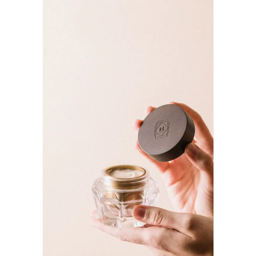 L'Art du Portrait - Crème Lumière Hydratation Intense - La Recharge — HYLERIA