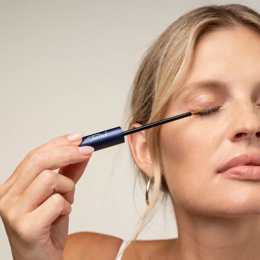 TANA LASHPOWER - Puissance des Cils — Tana Cosmetics