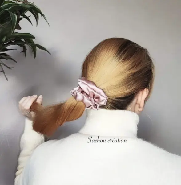 Chouchou en soie rose poudré - Rose poudré