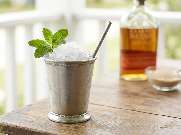 MINT JULEP—Kentucky Style