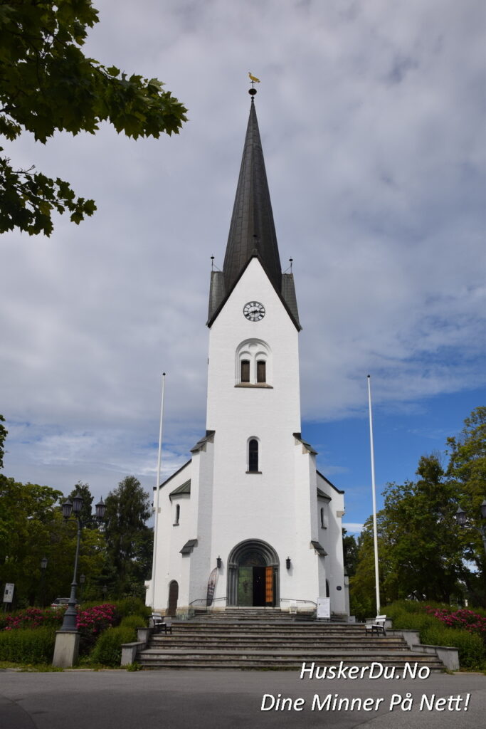 Hamar Domkirke Foto: Huskerdu.no