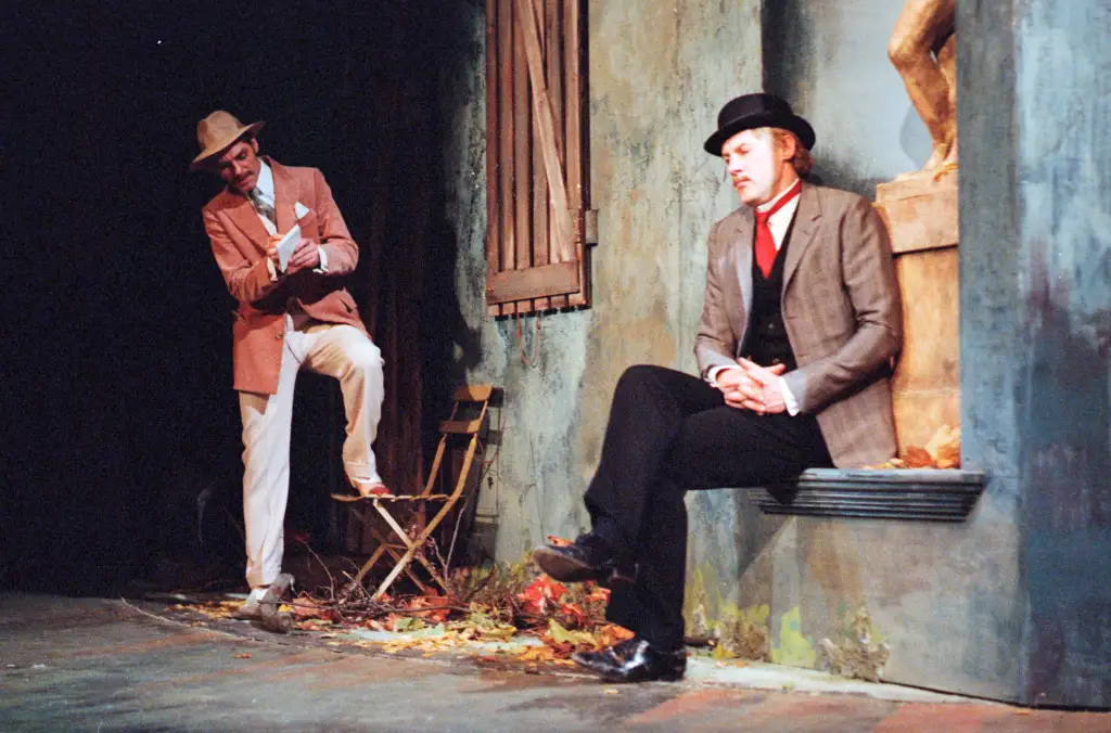 Sverre Anker Ousdal på scenen i Solens barn ved Nationaltheatret i Oslo.