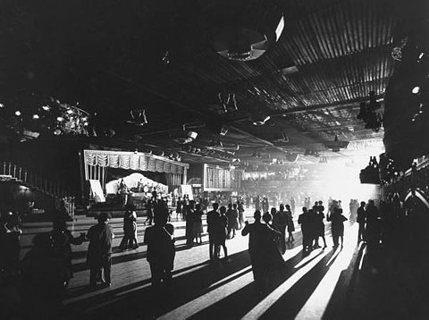 LIFE: Young Britons at Hammersmith Palais, pop... - Hosted by Google