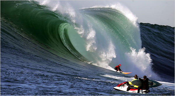 Big Waves Mean No Small Preparation for Surfers - New York Times