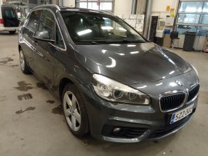 BMW 225xe iPerformance vm. 2017. Nykyainen Plug In Hybridi Neliveto! Hyvillä varusteilla